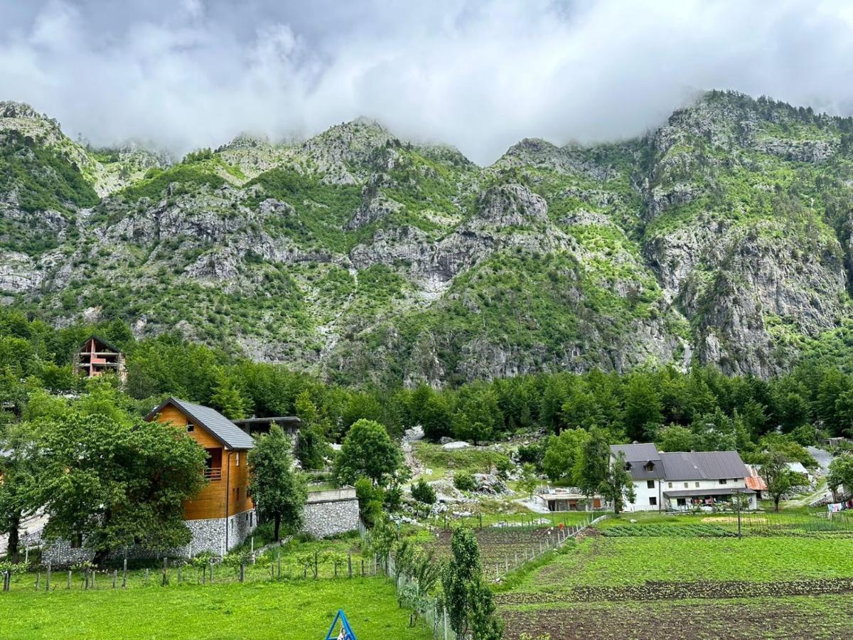 Hostel Valbona Valbone Exterior foto